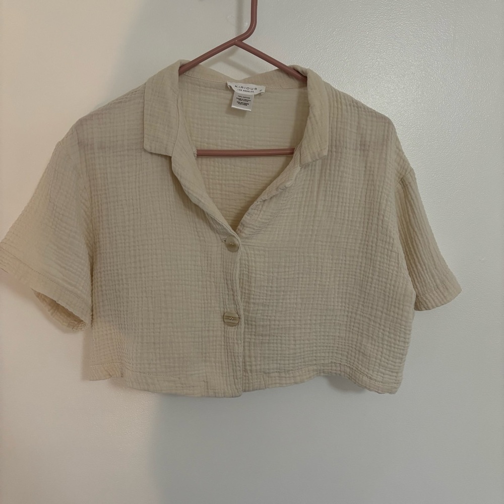 Women's Beige Cropped Button-Up Shirt